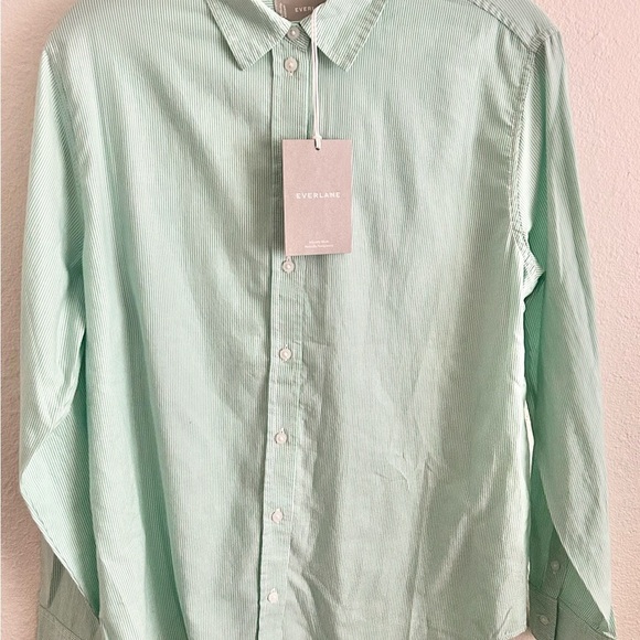 Everlane The Silky Cotton Relaxed Shirt Size 6 NWT - Picture 2 of 9